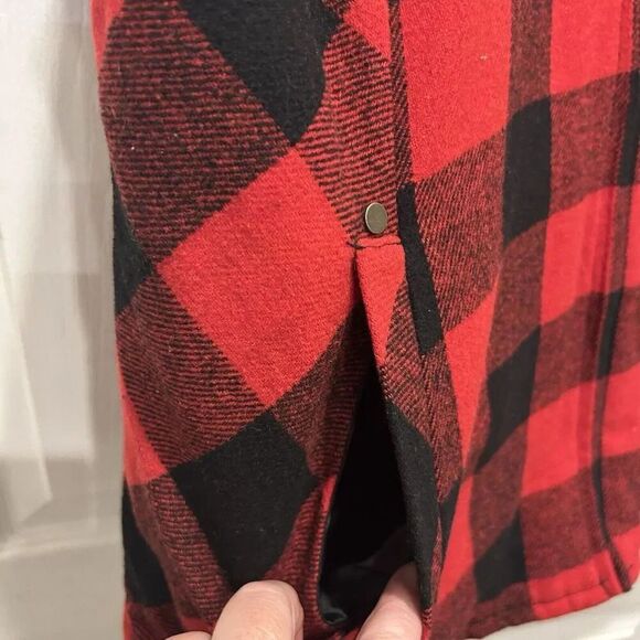 Maurices Woman’s Size XL Buffalo Plaid Wool Blend Quilted Vest Full Zip Pockets - Picture 2 of 6